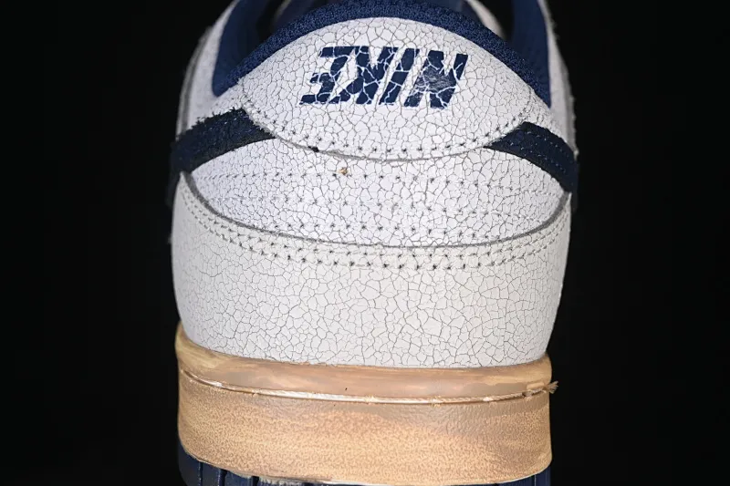 All categories Nk SB Dunk Series Nk SB Dunk Low High-end customized low-top sneakers J version Stranger Things x Nike SB Dunk Low Stranger Things SB low-top casual sneakers IH6766-001